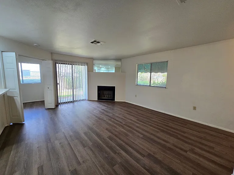 2180 Pinetop Ln #106 — Photo 6