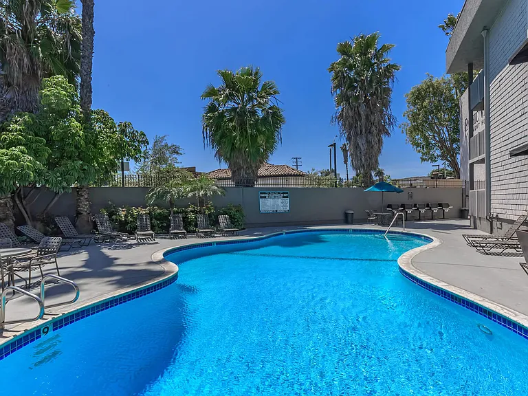 Pacific View Apartment Homes — Photo 8