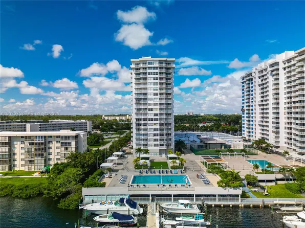 18011 Biscayne Blvd APT 902, Aventura, FL 33160