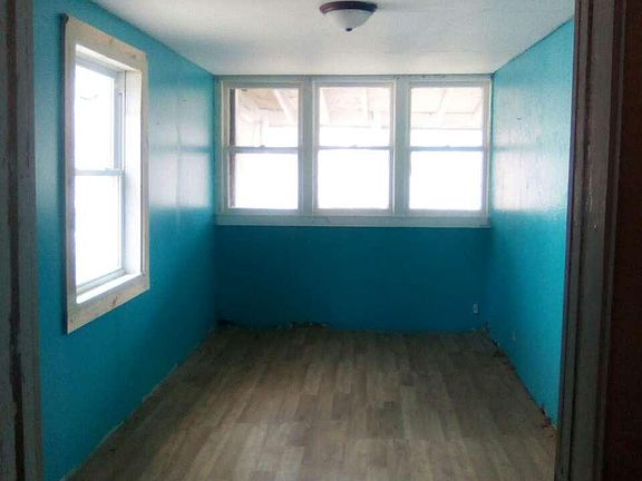 3rd image of 1207 Grand Ave
