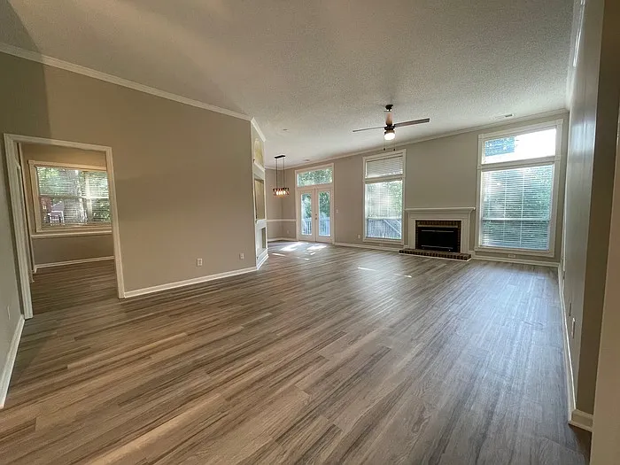8307 Belstead Brook Ct — Photo 4