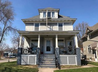 803 Snelling Ave N, Saint Paul, MN 55104