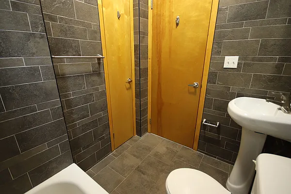 Rented by MetroNest | media 25