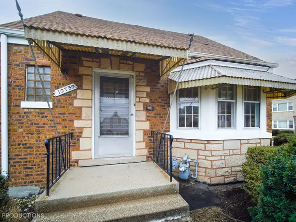 12759 Honore St, Blue Island, IL 60406