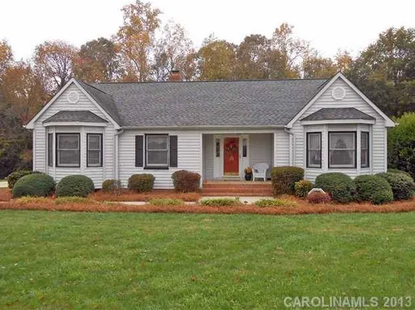 1912 Southridge Dr, Belmont, NC 28012