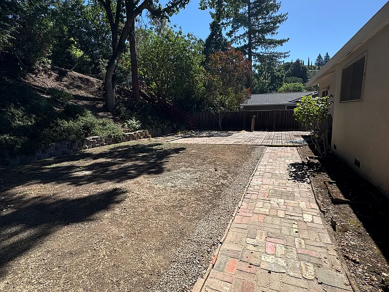 227 Ramona Rd — Photo 44