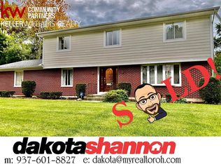 178 Mimosa Dr, Centerville, OH 45459