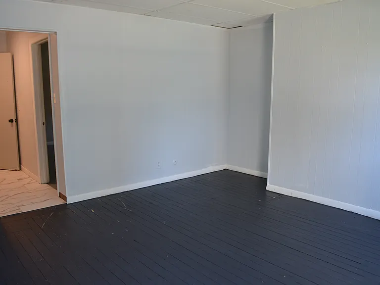 1015 Park Ave #1 — Photo 6