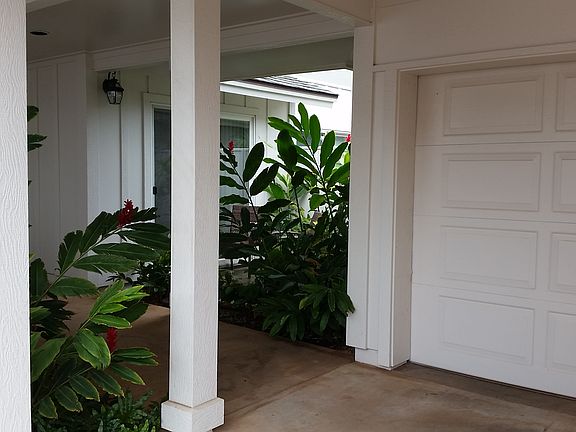 2nd image of 92-1110 Olani St APT 20-3