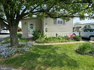 44 Ridgewood Mnr, Manheim, PA 17545