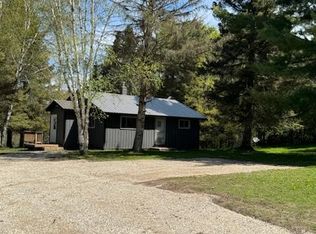 W14424 Sandtown Rd, Engadine, MI 49827
