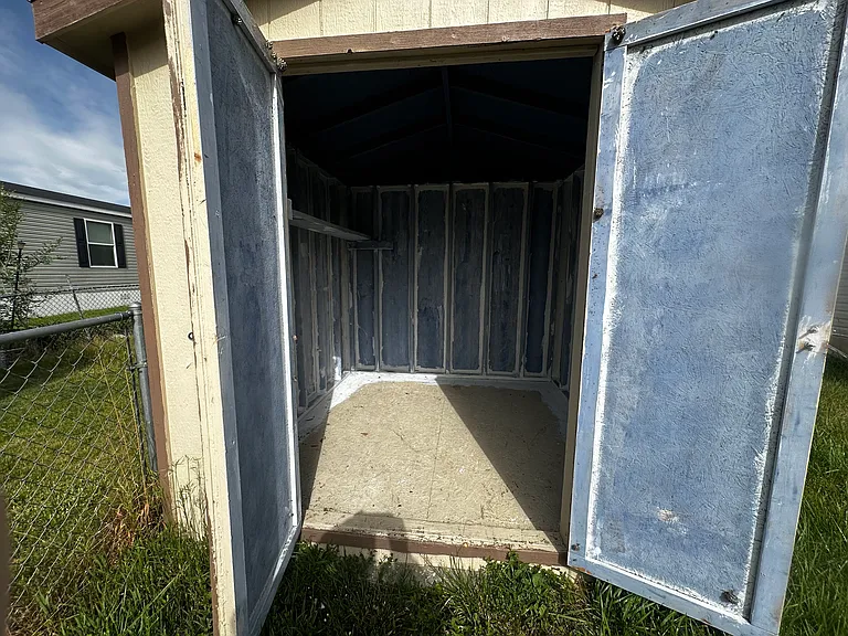 Shed