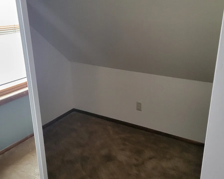 1633 Van Buren Ave