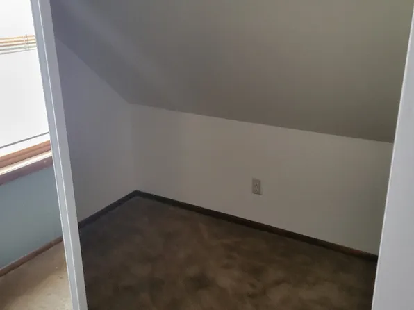 1633 Van Buren Ave, Saint Paul, MN 55104