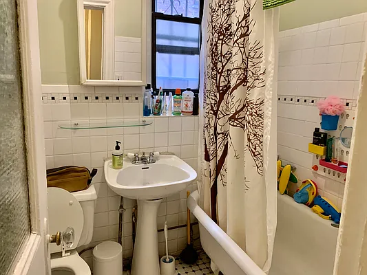 Rented by Garfield Realty  | media 14