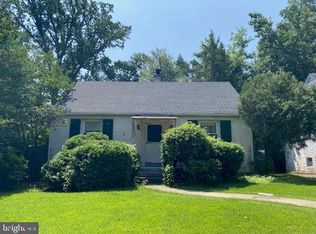 10613 S Dunmoor Dr, Silver Spring, MD 20901