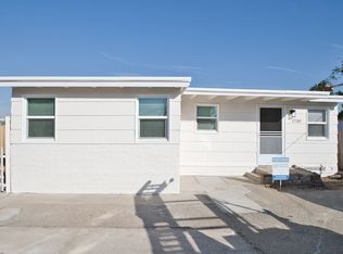 1730 Loma Dr, Hermosa Beach, CA 90254