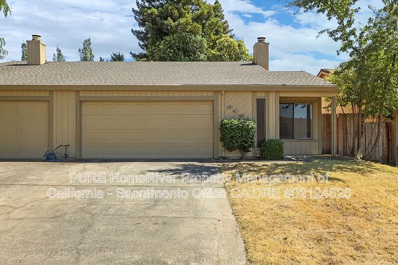 2 bed, 2.0 bath, 1041 sqft, $2,095 — Photo 1