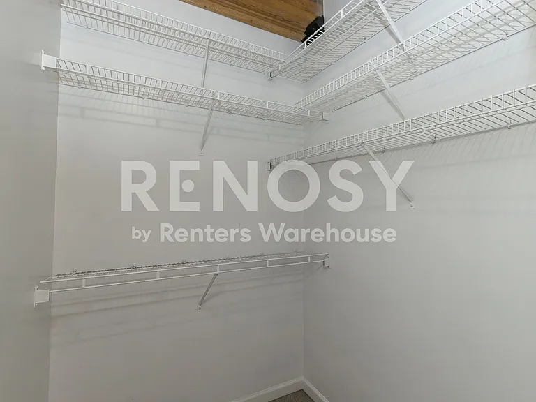 700 Broadway Blvd #210 — Photo 8