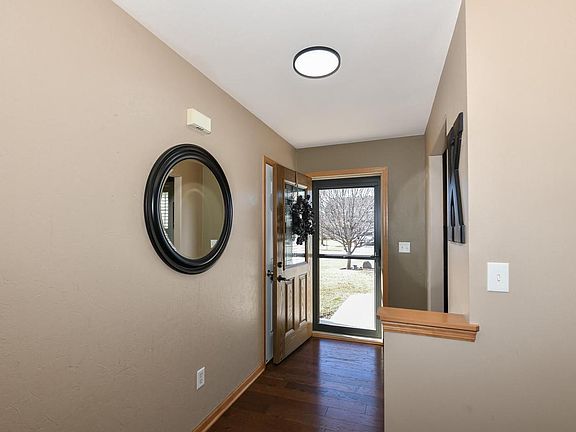 3rd image of 7836 Whitetail DRIVE