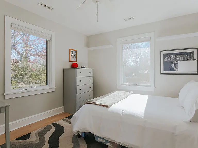 1629 Hardwood Ave — Photo 28