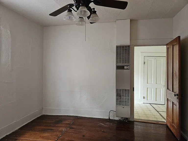 214 NW 4th Ave #1 — Photo 8