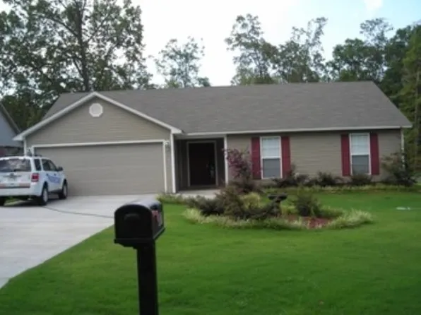107 E Little Ln, White Hall, AR 71602