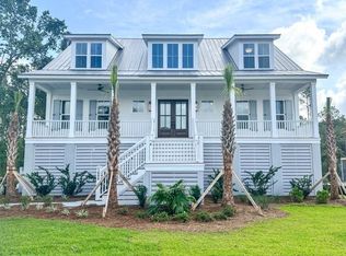 1688 Crab Bank Dr, Mount Pleasant, SC 29466