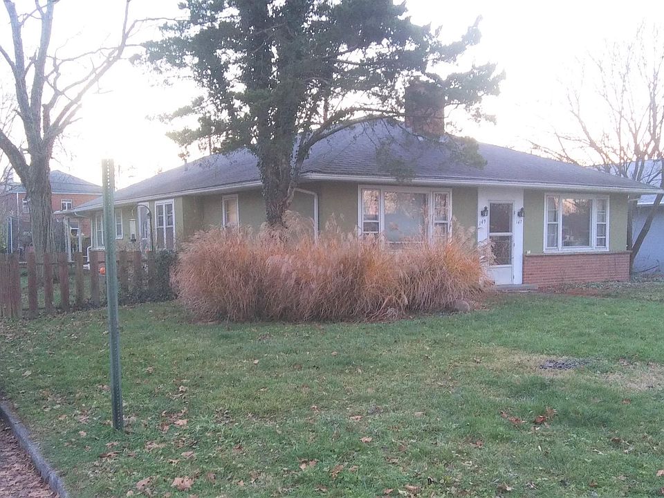 1st image of 147 Fairlawn Dr