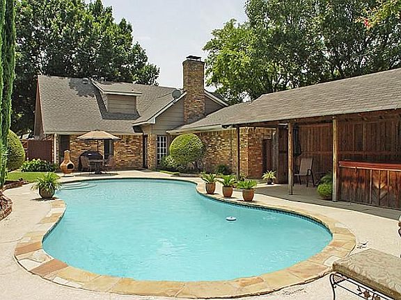 3rd image of 15948 Meadow Vista Pl