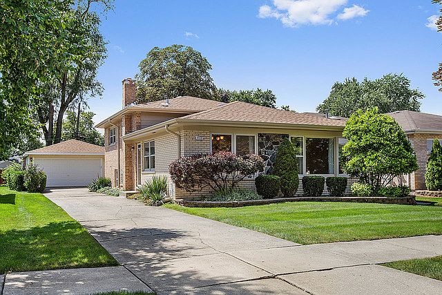 1st image of 5729 W 89th Pl