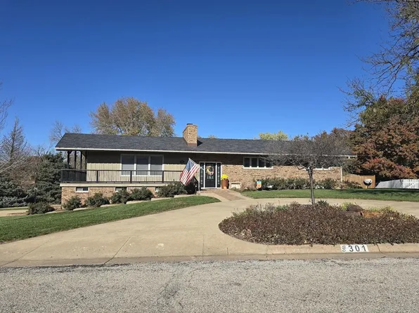 301 E 11th St, Ellsworth, KS 67439