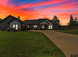 18329 Timber Oaks Dr, Lindale, TX 75771