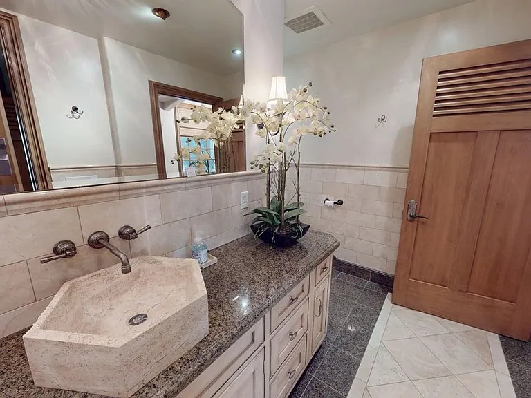 120 C Ave #205 — Photo 7