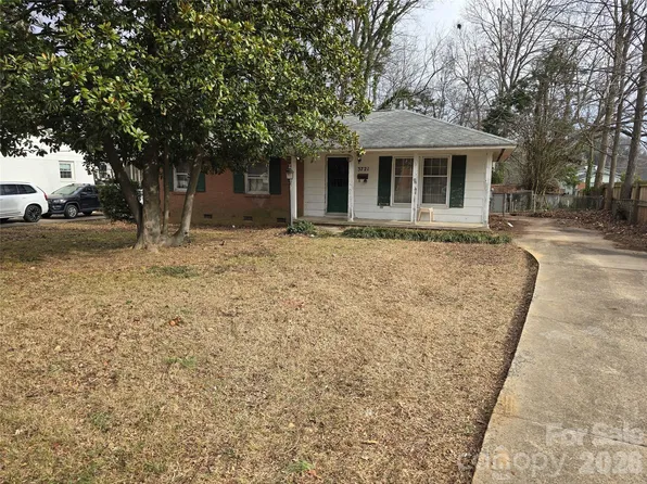 3721 Bankston Pl, Charlotte, NC 28215
