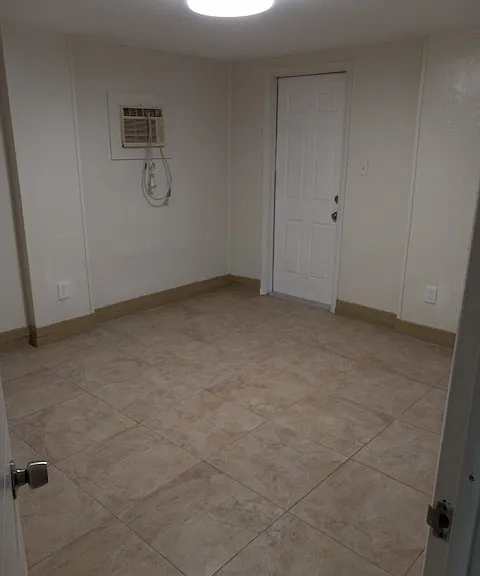 5710 SW 38th St — Photo 7