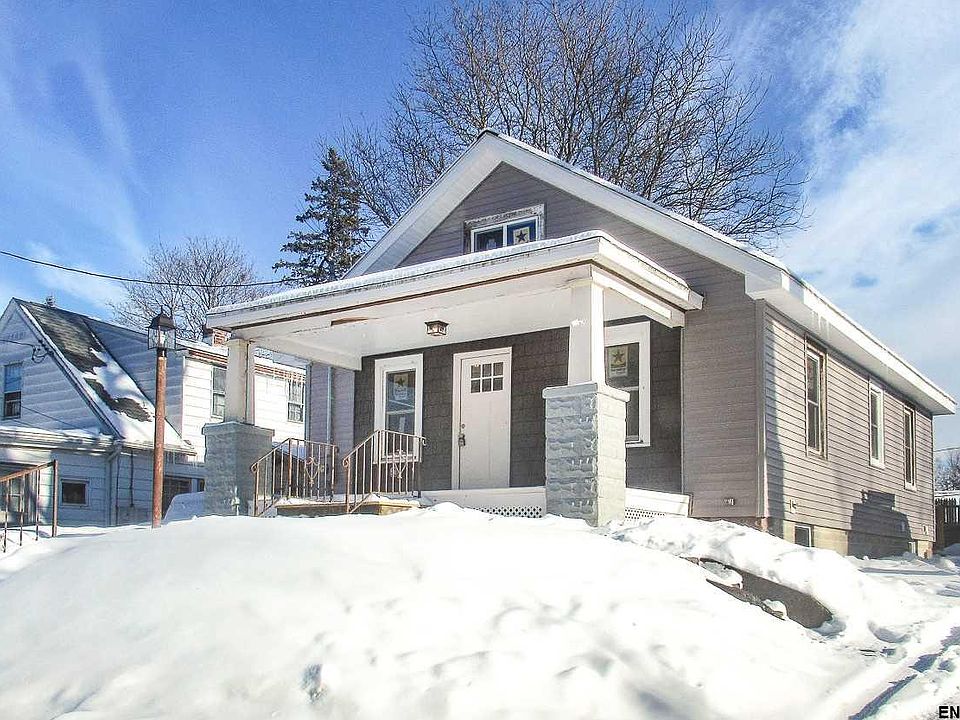 1st image of 132 Arcadia Ave