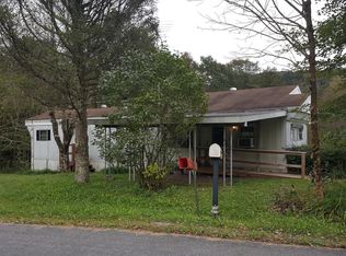 254 E Rauschs Rd, New Ringgold, PA 17960