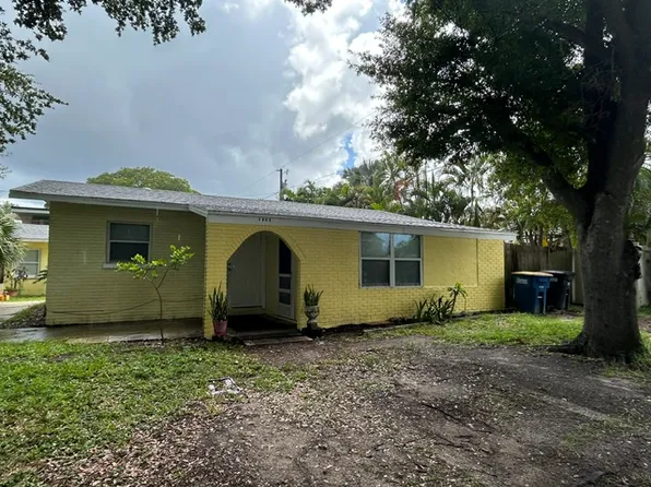 1849 Rainbow Dr #A, Clearwater, FL 33765