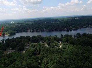 6 Lakeview Dr, Charlton, MA 01507