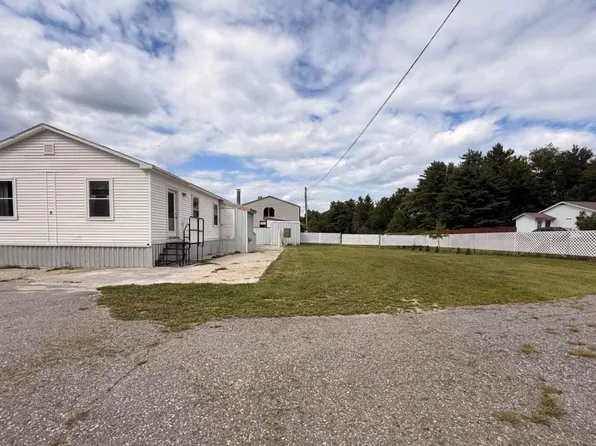 (undisclosed Address), Readfield, ME 04355