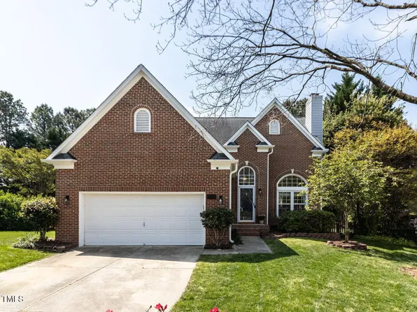 117 Whitehaven Ln, Cary, NC 27519