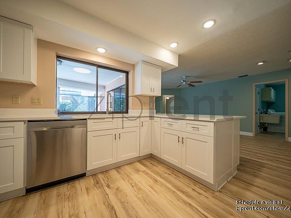 3rd image of 1774 Whiskey Creek Dr
