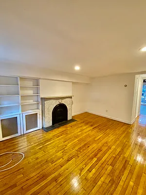 Rented by CMV Realty Inc. | media 24