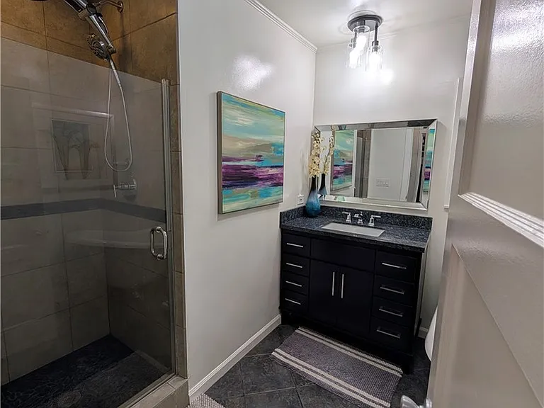 2828 Henrietta Ave — Photo 23