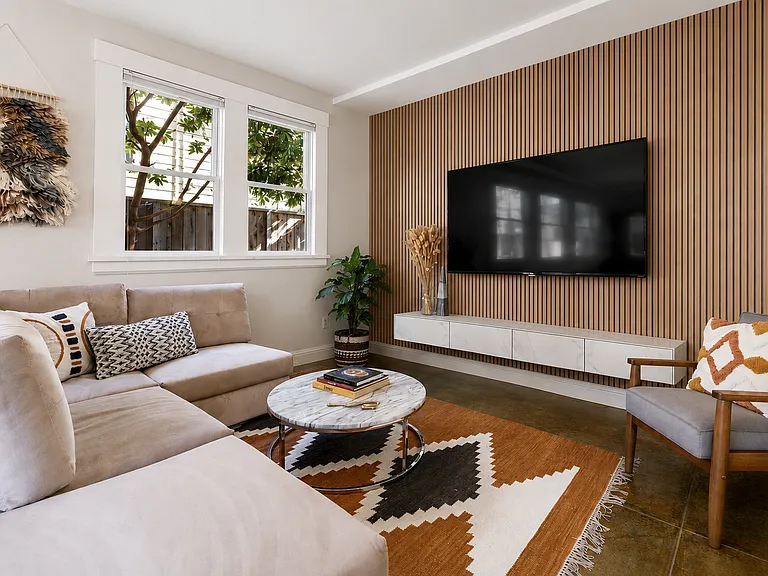 1629 Harmon St #1/2 — Photo 10