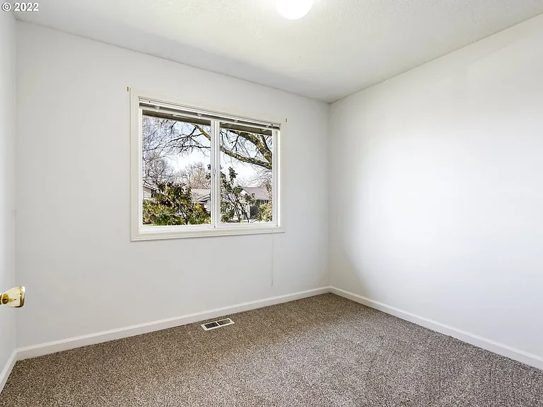 13112 SW 62nd Ave — Photo 16