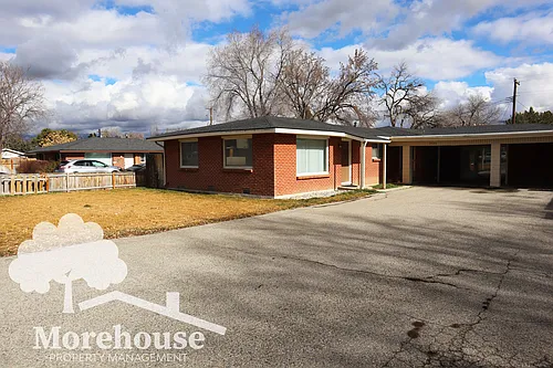 2404 S Stanley St Photo 1