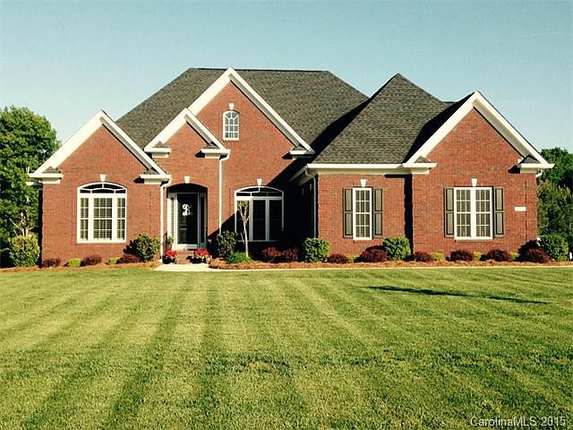 1st image of 2023 Balmoral Dr