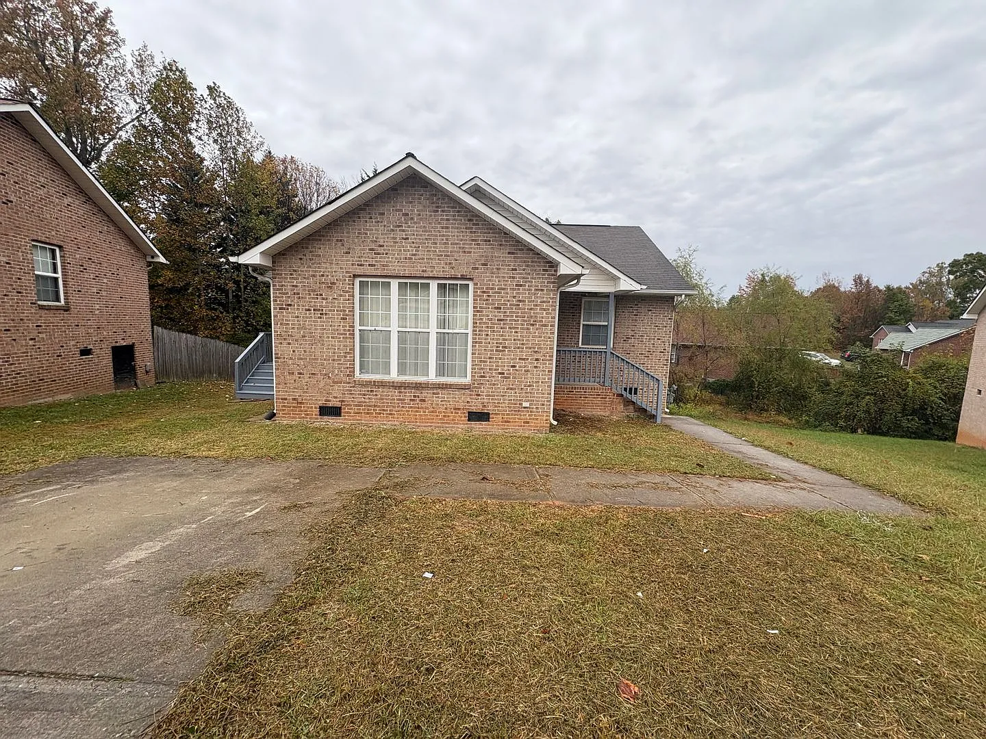 3bed 2bath HOUSE $1,575.00/mo! — Photo 1
